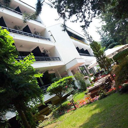 אוהריד Hotel Pela מראה חיצוני תמונה