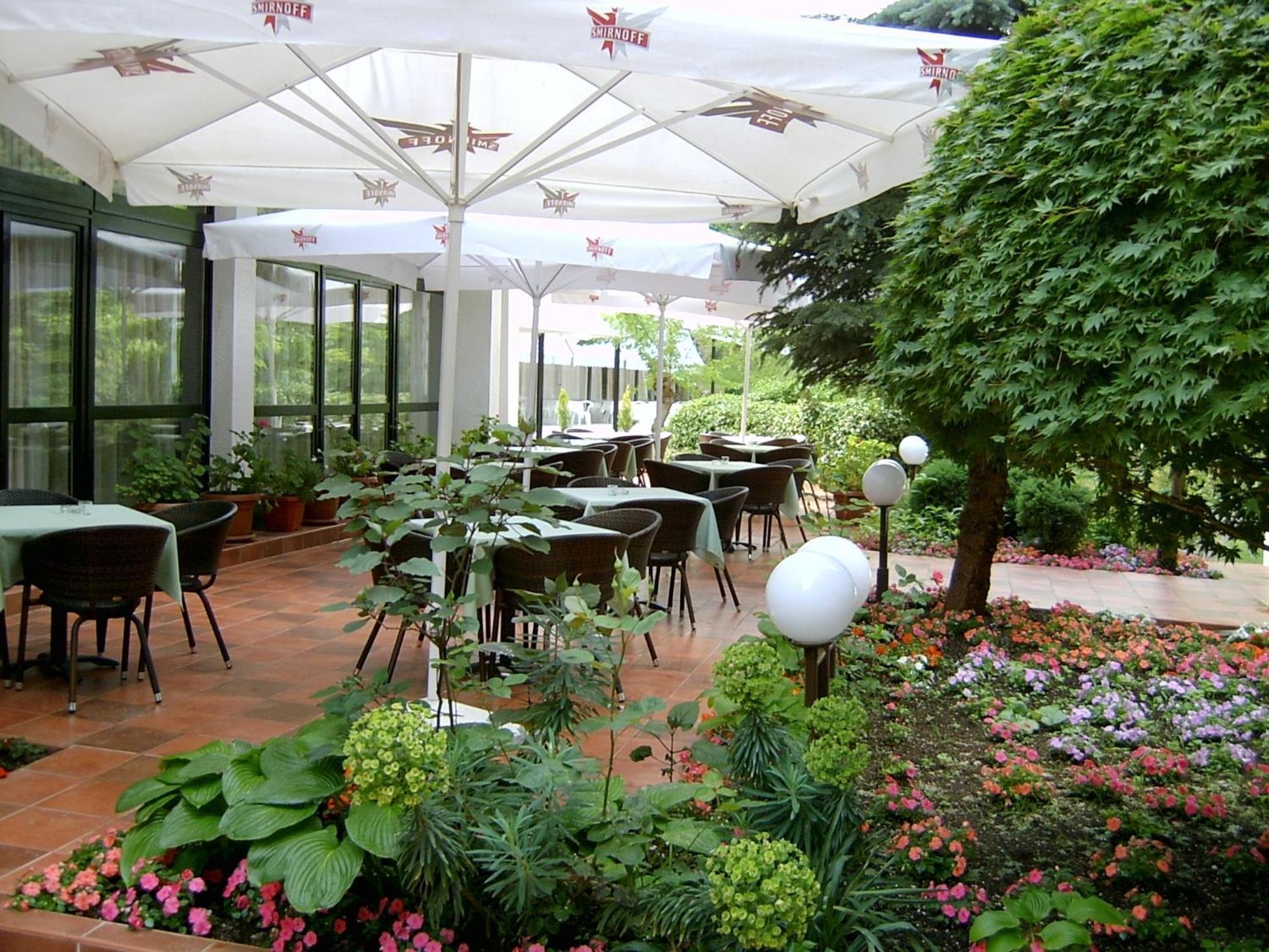אוהריד Hotel Pela מראה חיצוני תמונה