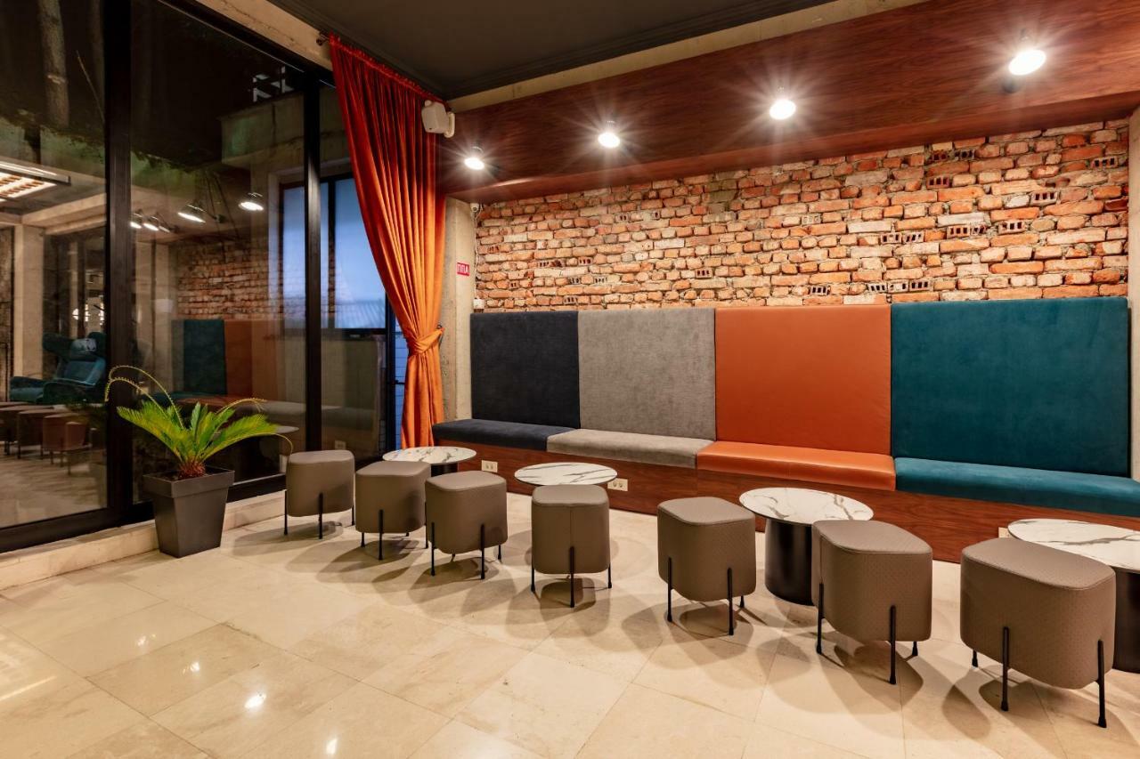 אוהריד Hotel Pela מראה חיצוני תמונה