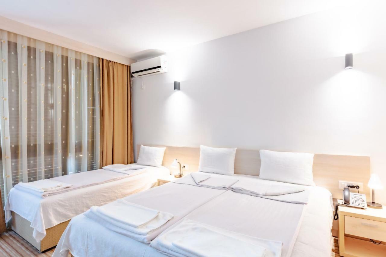 אוהריד Hotel Pela מראה חיצוני תמונה