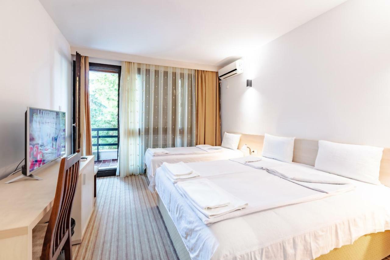 אוהריד Hotel Pela מראה חיצוני תמונה
