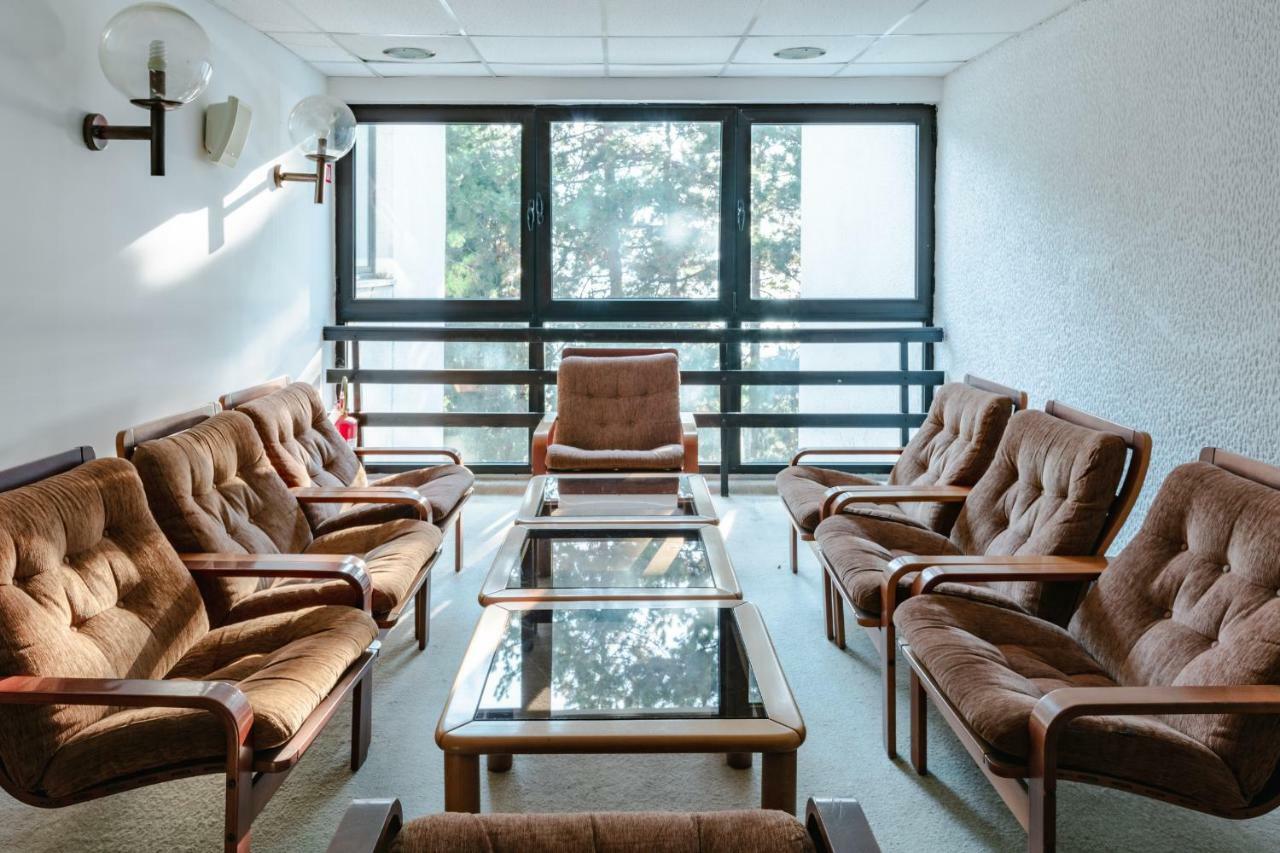 אוהריד Hotel Pela מראה חיצוני תמונה